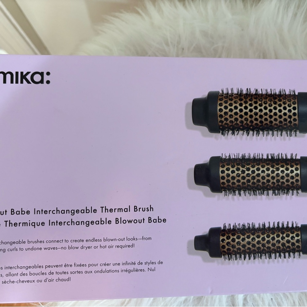 Amika Blowout Babe Interchangeable Thermal Brush - Picture 10 of 10